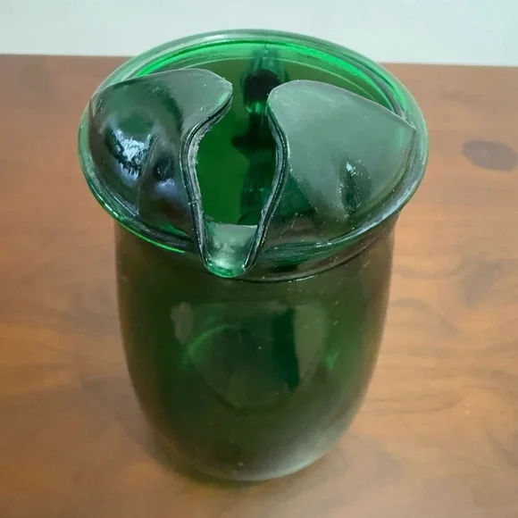 Vintage mid century Emerald Green 8" Glass Pitcher - Picture 6 of 8